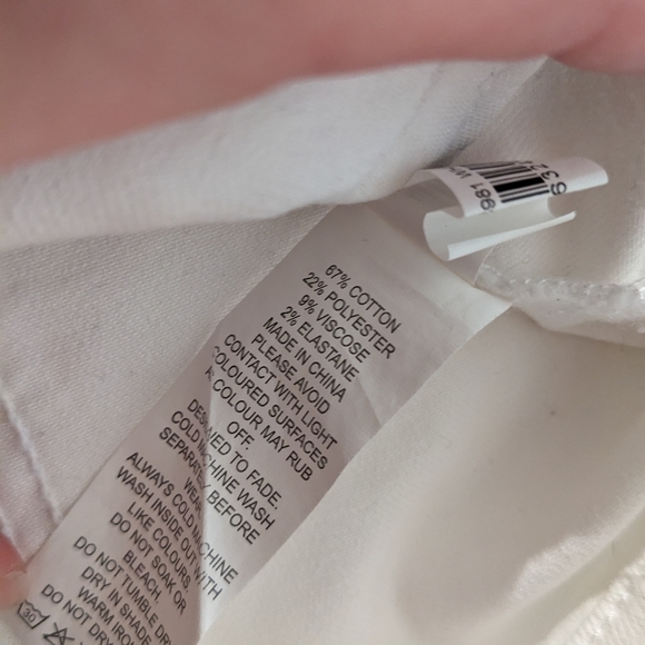 Jeanswest size 8, white, denim, button up jacket - Picture 4 of 4